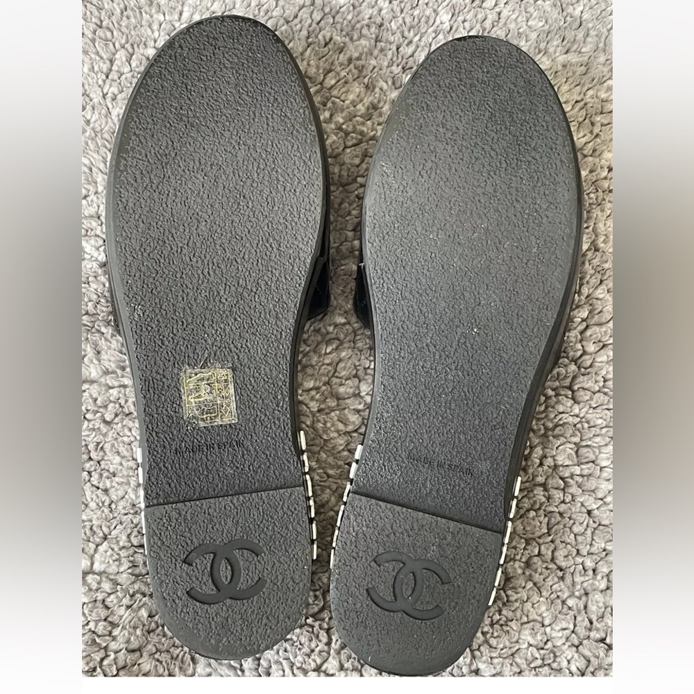 Chanel Black Quilted Slides size 40 - Picture 16 of 16